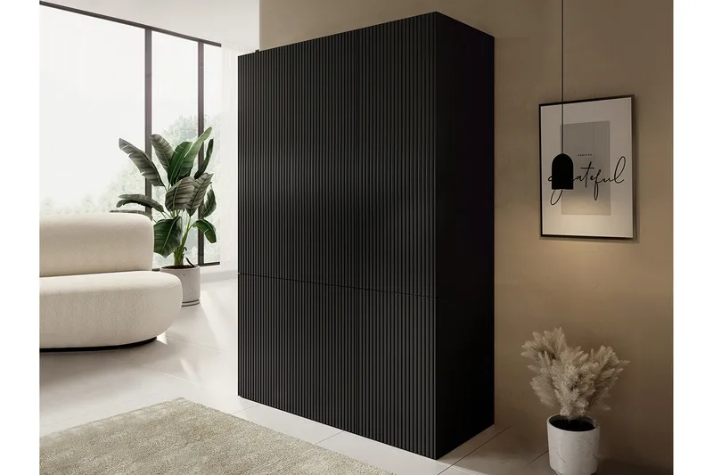 Juniskär Highboard - Svart - Products - Förvaring - Skåp - Förvaringsskåp