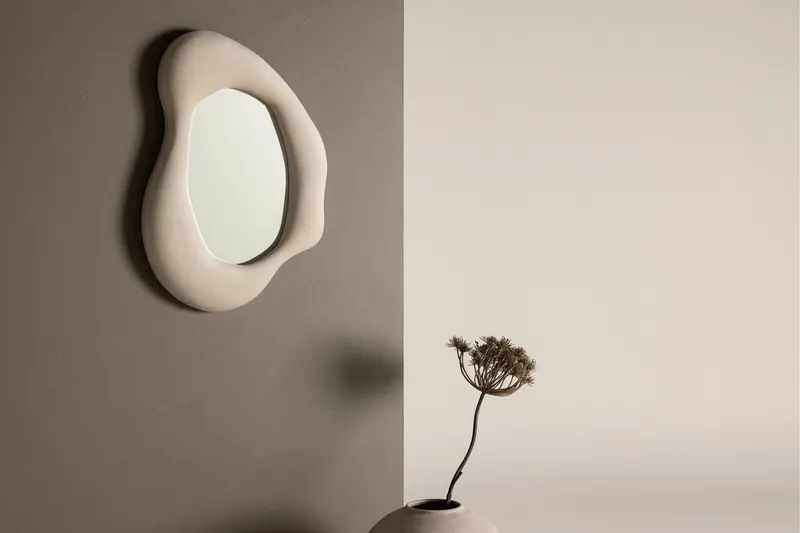 Louisville Vägghängd Spegel 49x70 cm - Beige - Products - Inredning - Spegel - Väggspegel