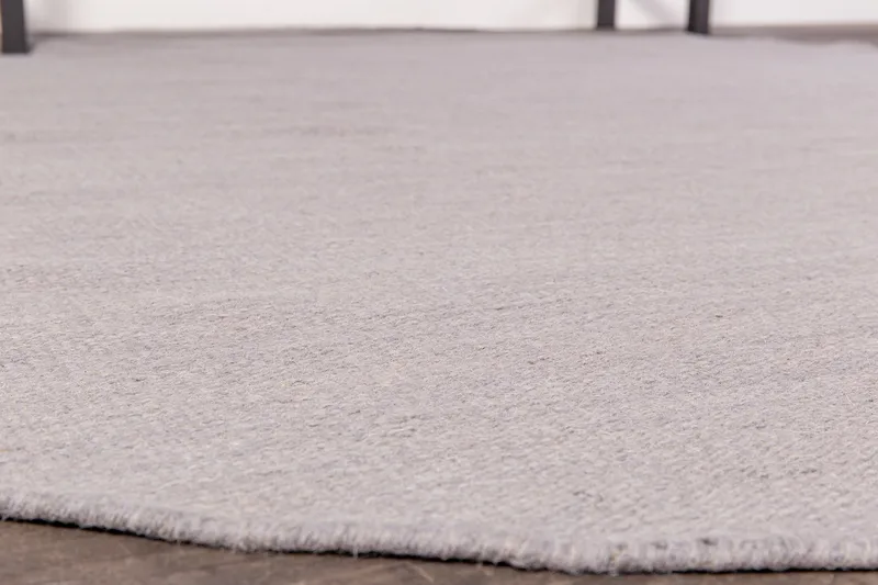 Rise Sidobord 110x30 cm - Svart - Products - Möbler - Bord & matgrupp - Avlastningsbord & sidobord - Brickbord & småbord