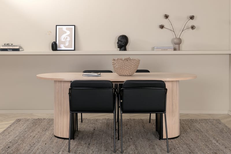Bianca Matgrupp 200 cm Oval med 4 Tvista stolar - Svart - Products - Möbler - Bord & matgrupp - Matgrupp