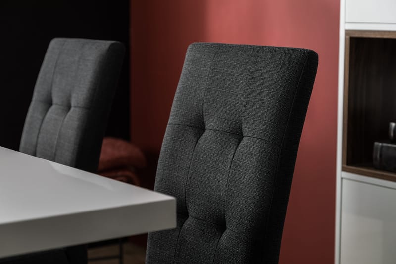 Cesi Matgrupp 140 cm med 4 Viktor Stol - Vit/Svart/Svart PU - Products - Möbler - Bord & matgrupp - Matgrupp