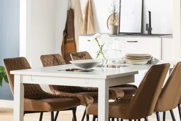 Jasmin Förlängningsbart Matbord 180 cm - Vit - Products - Möbler - Bord & matgrupp - Matbord & köksbord