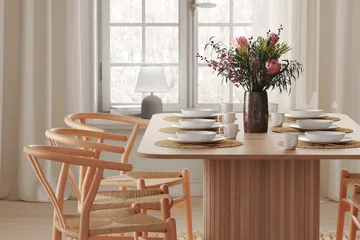 Kopparbo Matbord 200-260 cm Förlängningsbart med illäggsskiva - Vitlaserad Ek - Products - Möbler - Bord & matgrupp - Matbord & köksbord