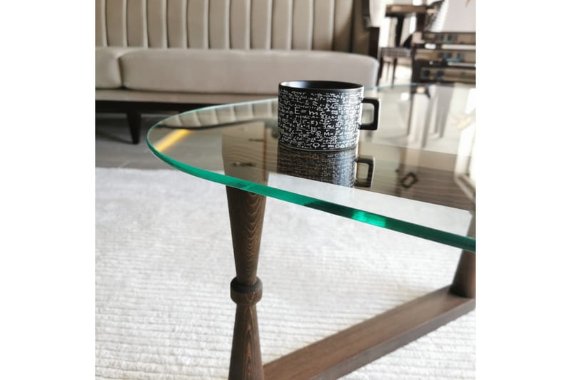 Sabani Soffbord 96 cm Trekantig - Valnötsbrun - Products - Möbler - Bord & matgrupp - Soffbord