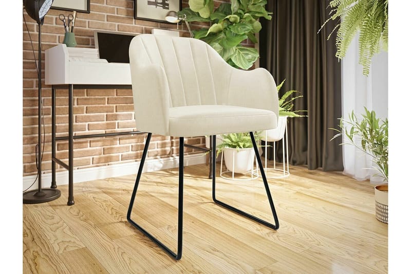 Kintore Matstol - Svart - Products - Möbler - Fåtölj & stolar - Karmstol