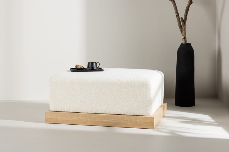 Ivy Fotpall - Vit - Products - Möbler - Fåtölj & stolar - Pall & puff - Fotpallar