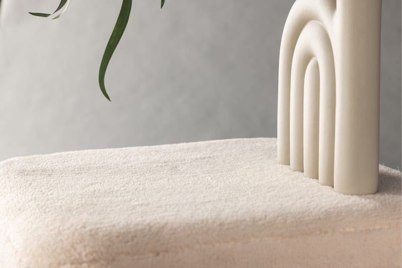 Newton Fotpall - Offwhite - Products - Möbler - Fåtölj & stolar - Pall & puff - Fotpallar
