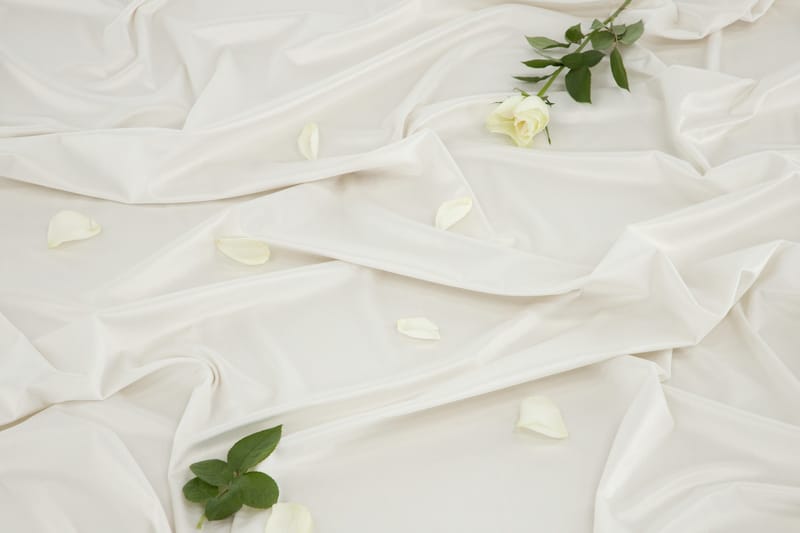 Mary Gardin 135x250 cm - Vit - Products - Textil & mattor - Gardiner - Gardinlängder - Kanallängd