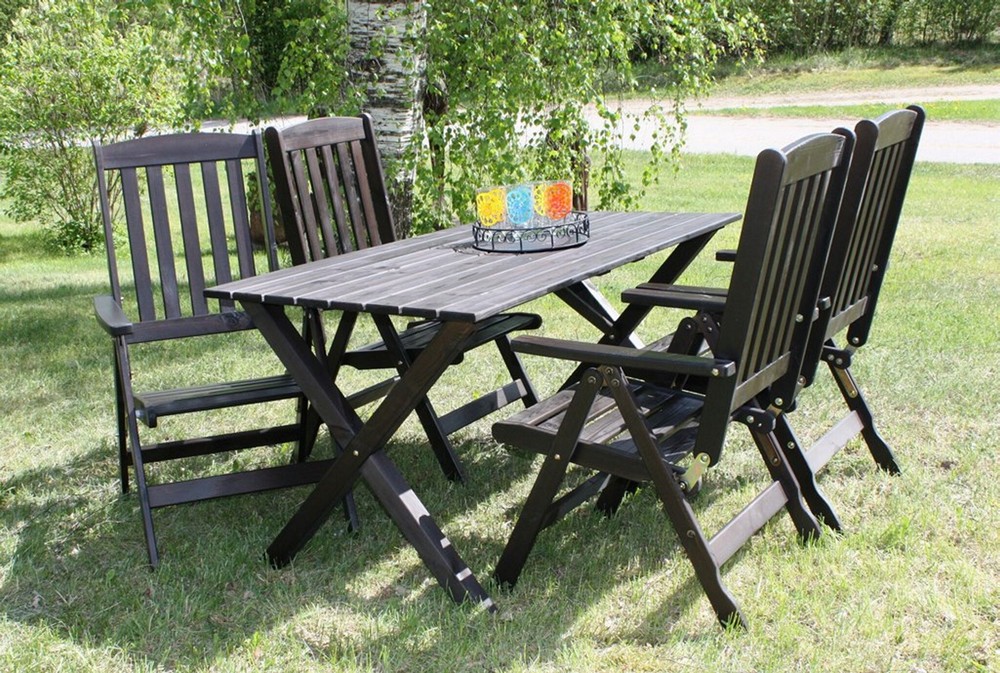 Matgrupp Oliver: Bord inklusive 4 st stolar + Textilv�rd f�r m�bler