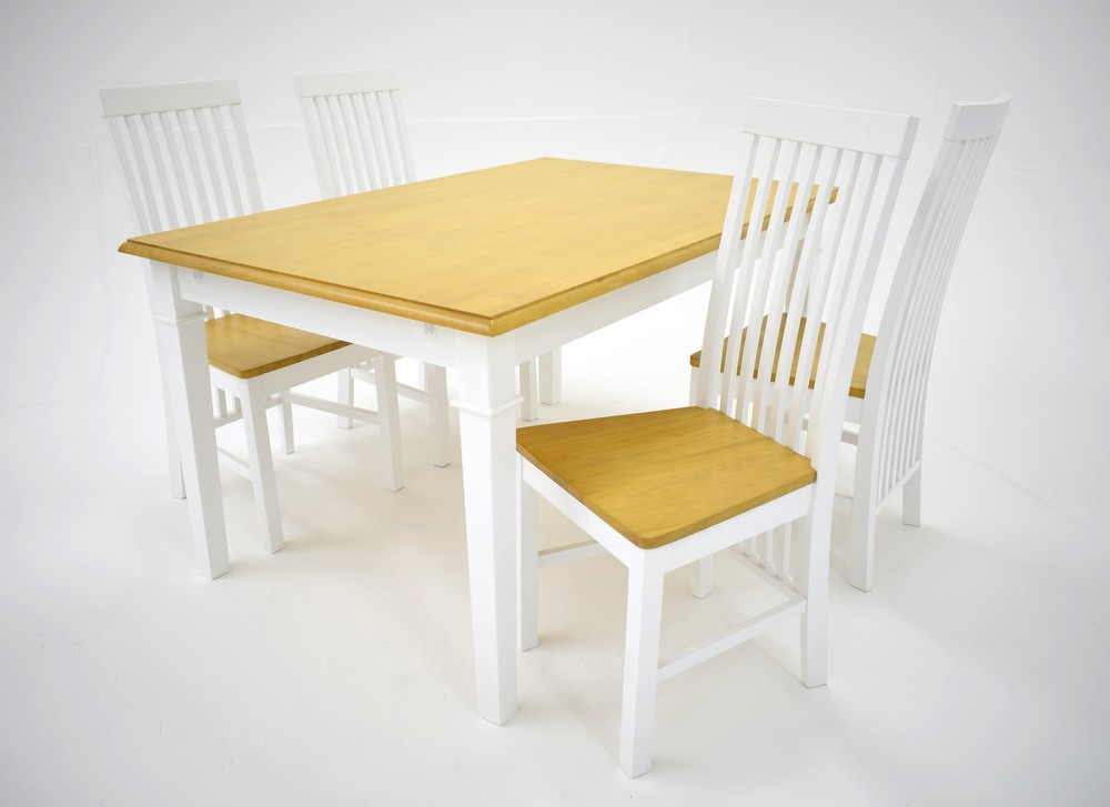Ramnäs matgrupp - Bord inklusive 4 st Vindö stolar - Vit/ek Ramnäs matgrupp - Bord inklusive 4 st Vindö stolar - Vit/ek