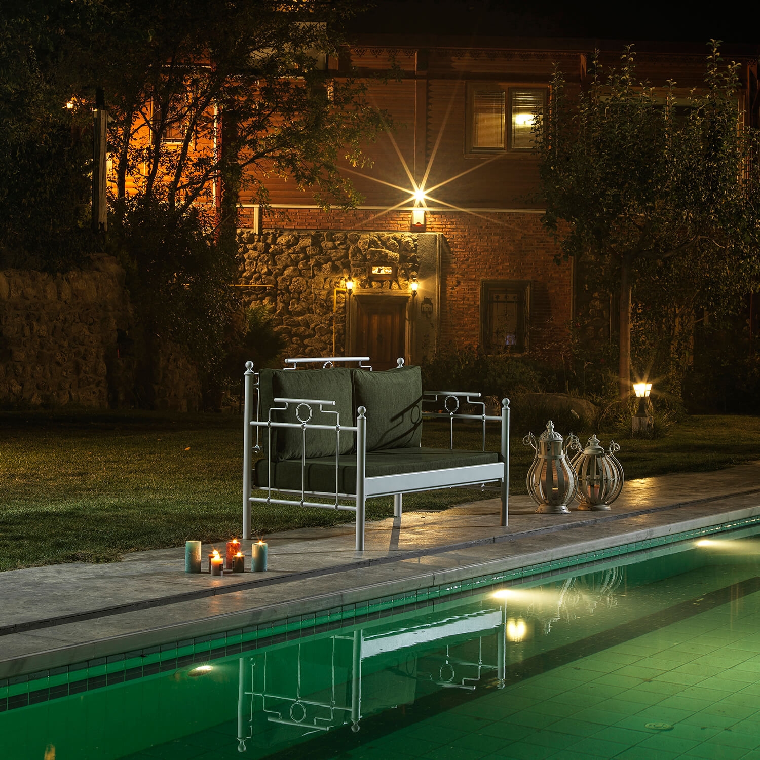 Hampus 2-sits utesoffa - Vit/grön Hampus 2-sits utesoffa - Vit/grön