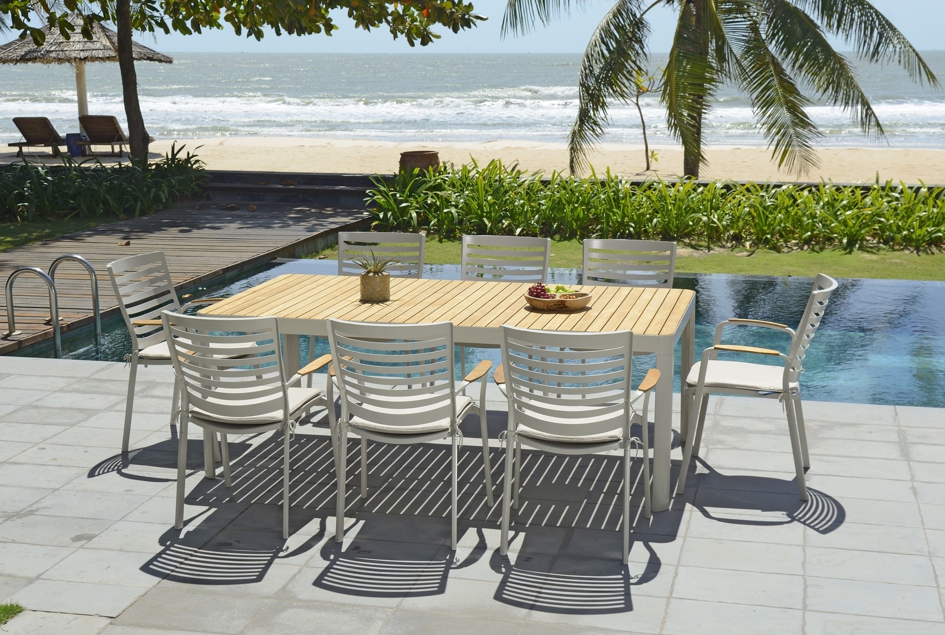 Portals eetgroep 18 - Wit/teak Portals eetgroep 18 - Wit/teak