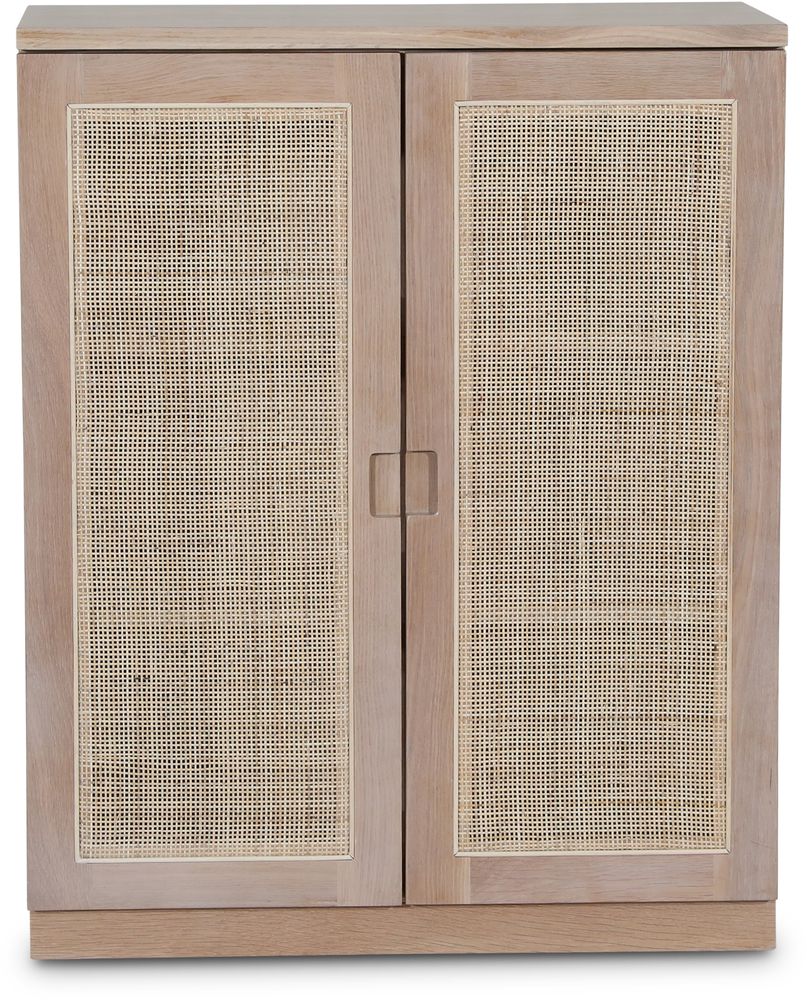 Level sk�p i whitewash med d�rrar i rotting