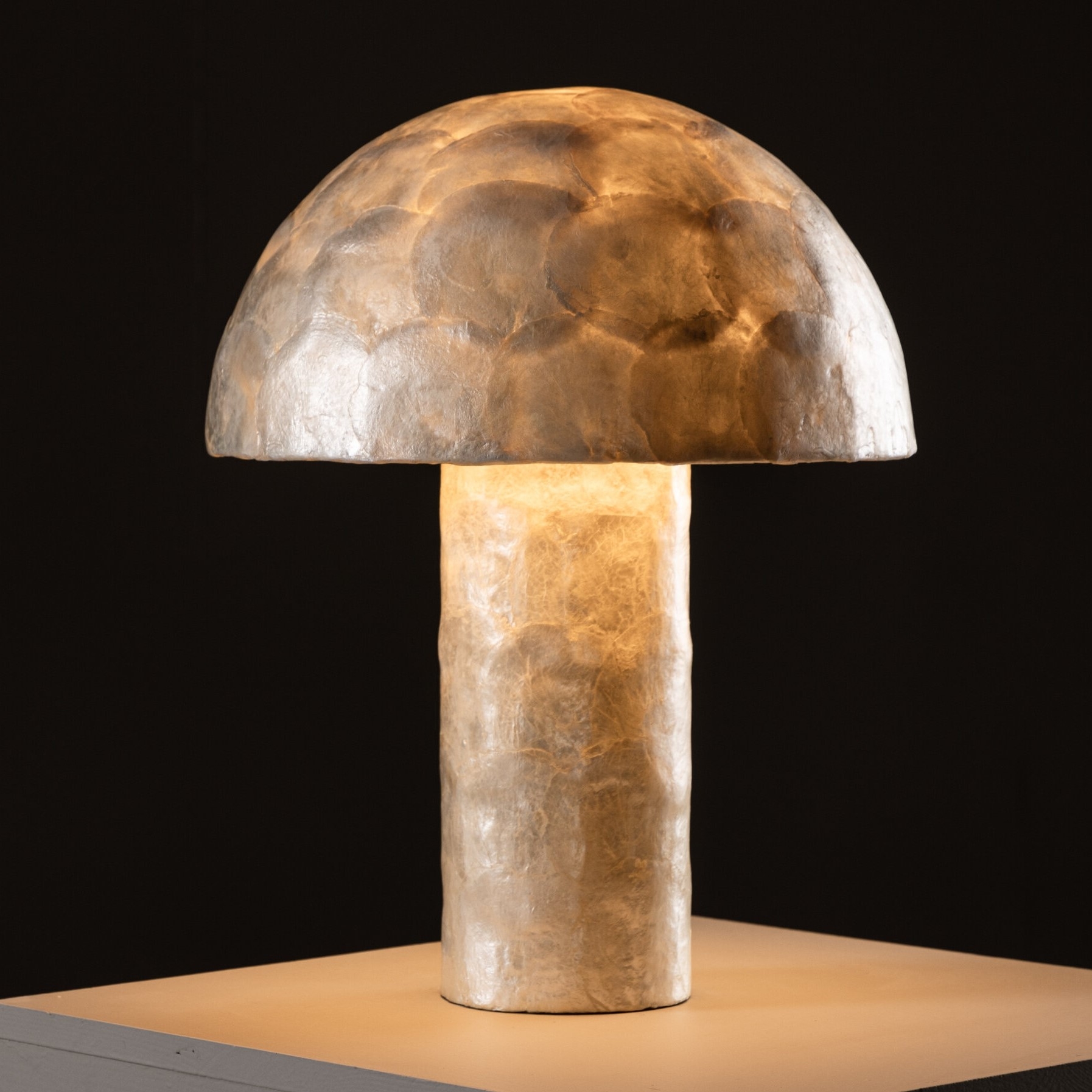 Lindön bordslampa - Ljusgrå Lindön bordslampa - Ljusgrå