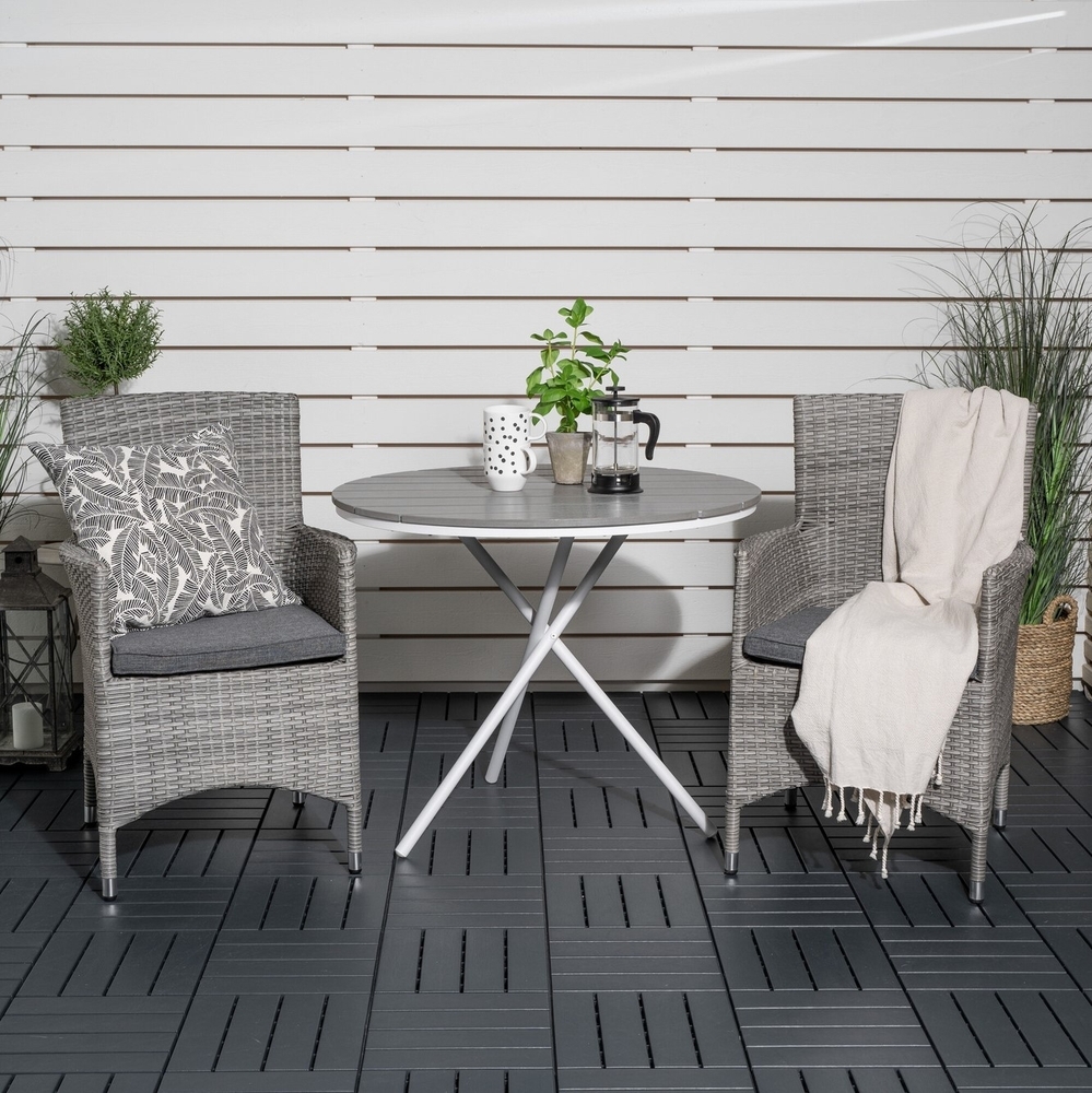 Parma utematgrupp med 2 st Malin stolar - Gr�/Vit