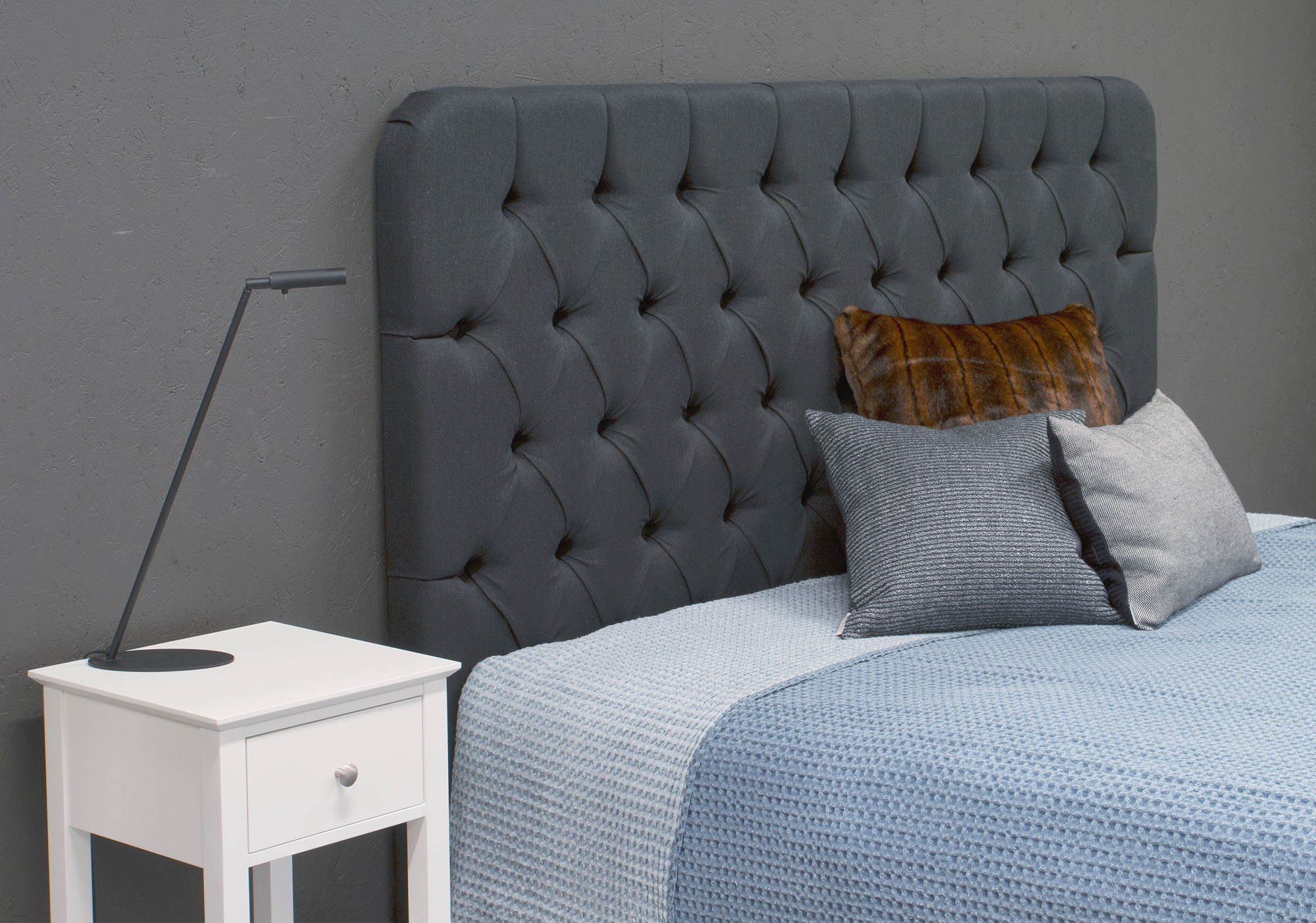 Romance s�nggavel med knappar - Beige