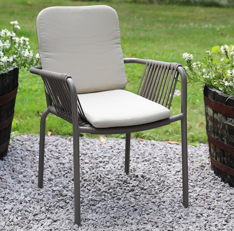 Lincoln stapelbare stoel - Grijs met beige kussen