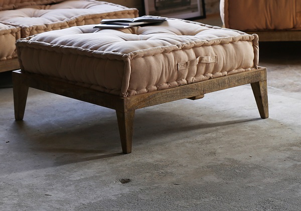 Heriya fotpall ljusrosa canvas Heriya fotpall ljusrosa canvas