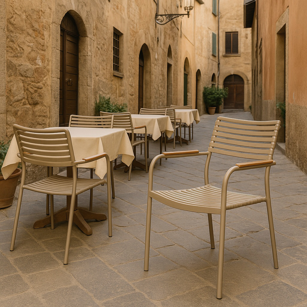 Utestol stapelbar beige - Pino Utestol stapelbar beige - Pino