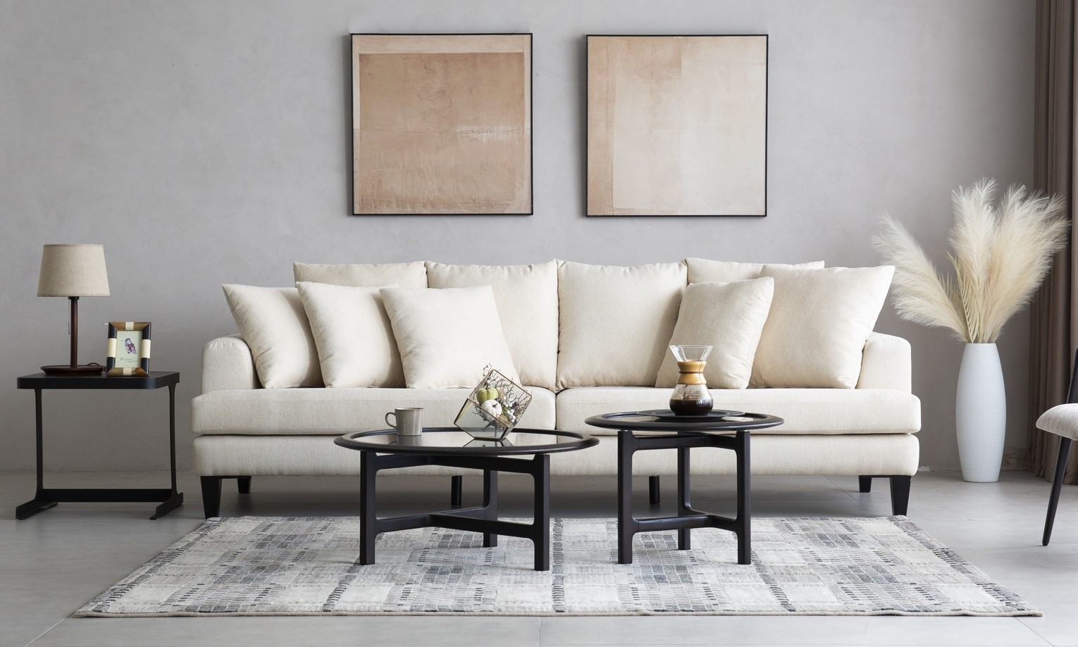 Soffa beige 4-sits med l�sa kuddar - Remy