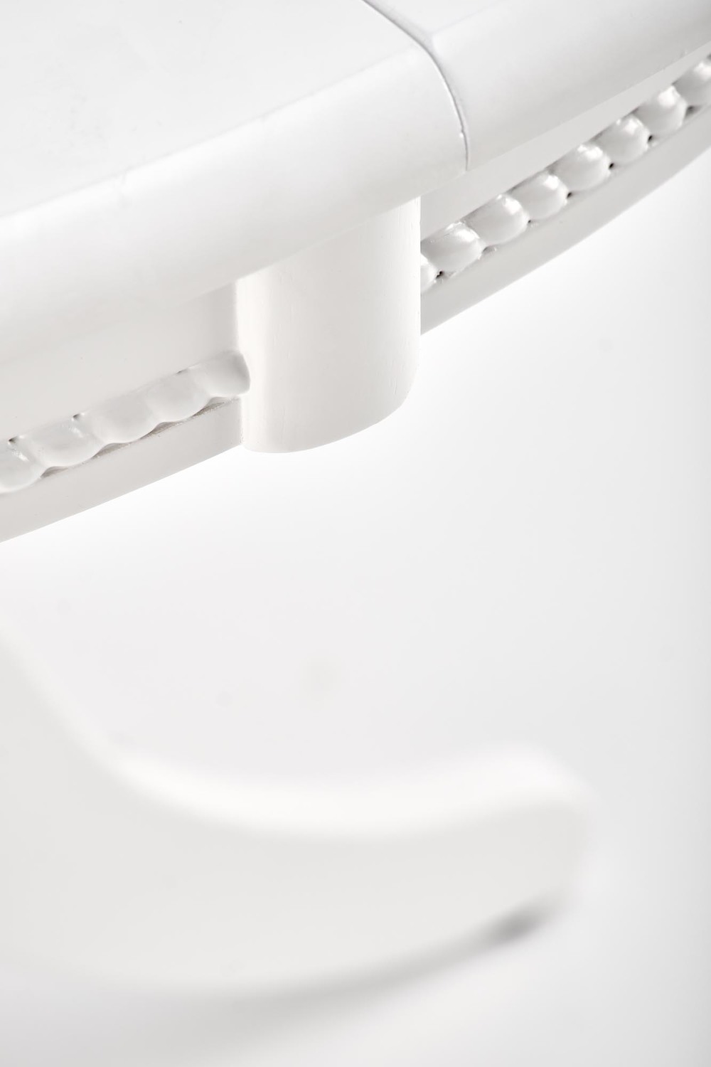 Matbord med butterfly skiva 90-124 cm vit - Dana + Mbeltassar