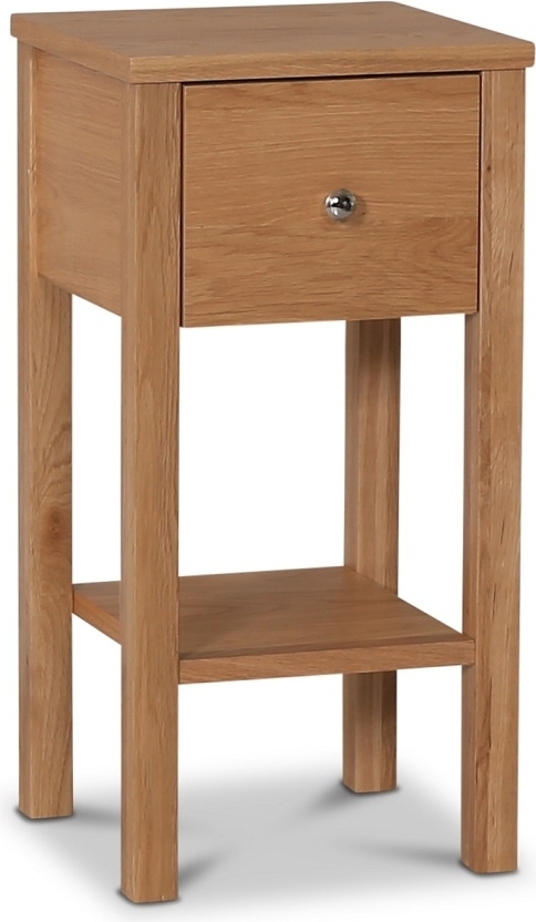 Sängbord i oljad ek - Sandhamn + Möbeltassar Sängbord i oljad ek - Sandhamn + Möbeltassar