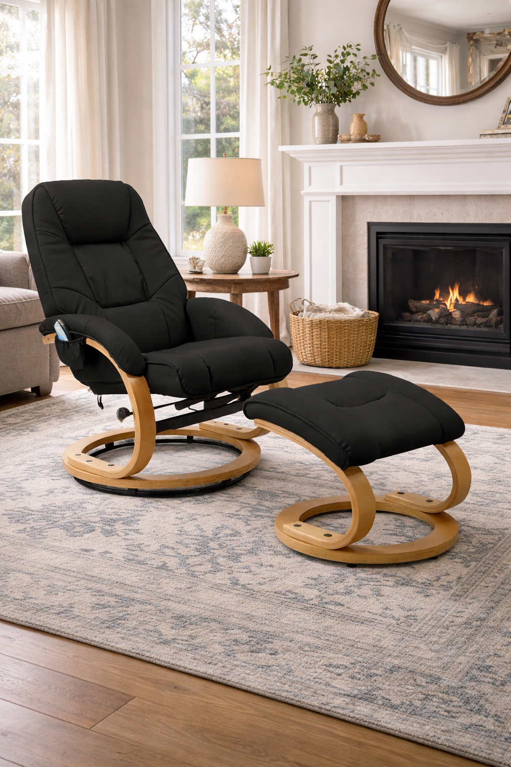 Lanzer massagefåtölj + fotpall - Svart konstläder + Rengöring för möbler Lanzer massagefåtölj + fotpall - Svart konstläder + Rengöring för möbler