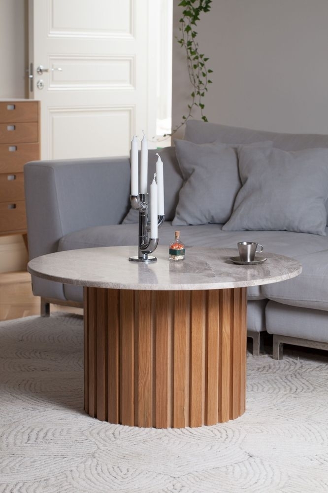 Soffbord i marmor �85 cm