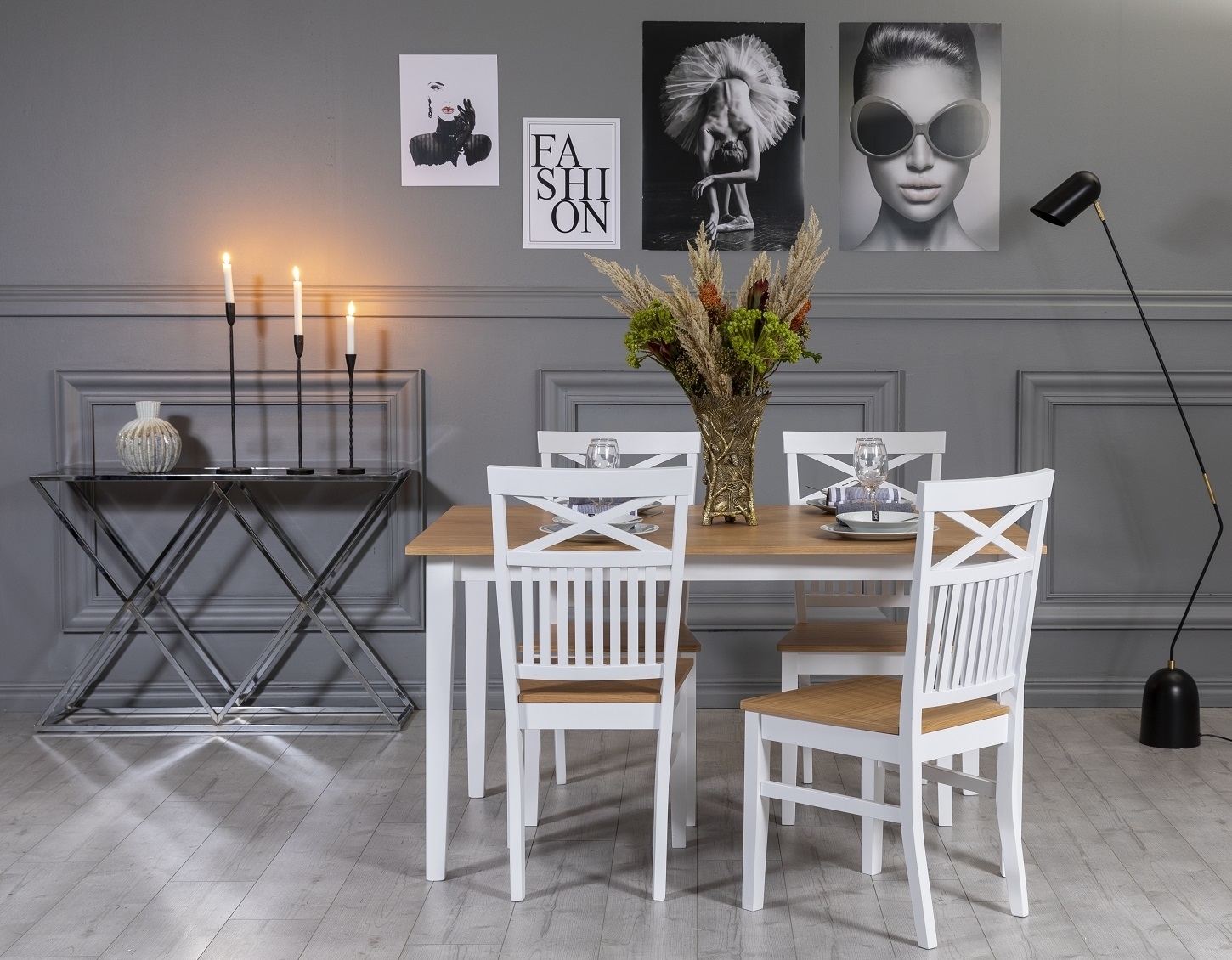 F�r� matgrupp 140 cm inklusive 4 st stolar med kryss - Ek/vit + 4.00 x Stolsdyna