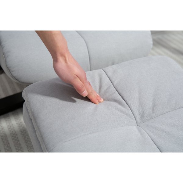 Ftlj med fotpall - Stllbar + Mbeltassar