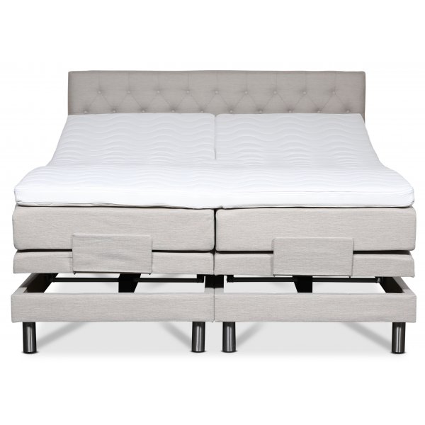 Ställbar dubbelsäng 180x200 cm 7-zons beige med gavel + Möbeltassar Ställbar dubbelsäng 180x200 cm 7-zons beige med gavel + Möbeltassar