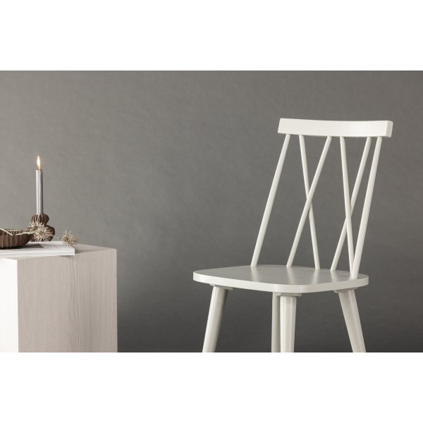 Mariette pinnstol matstol greyish Mariette pinnstol matstol greyish