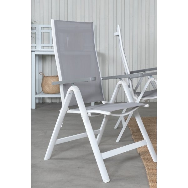 Albany utematgrupp med 4 st Albany stolar - Vit/Gr�