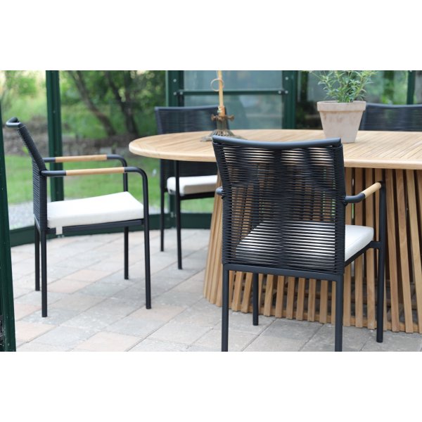 Saltö utematgrupp ovalt matbord 200 cm med 6 st Skanör karmstolar - Teak/Svart Saltö utematgrupp ovalt matbord 200 cm med 6 st Skanör karmstolar - Teak/Svart