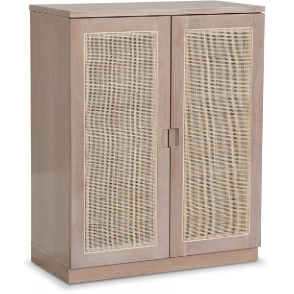 Level skåp i whitewash med dörrar i rotting Level skåp i whitewash med dörrar i rotting