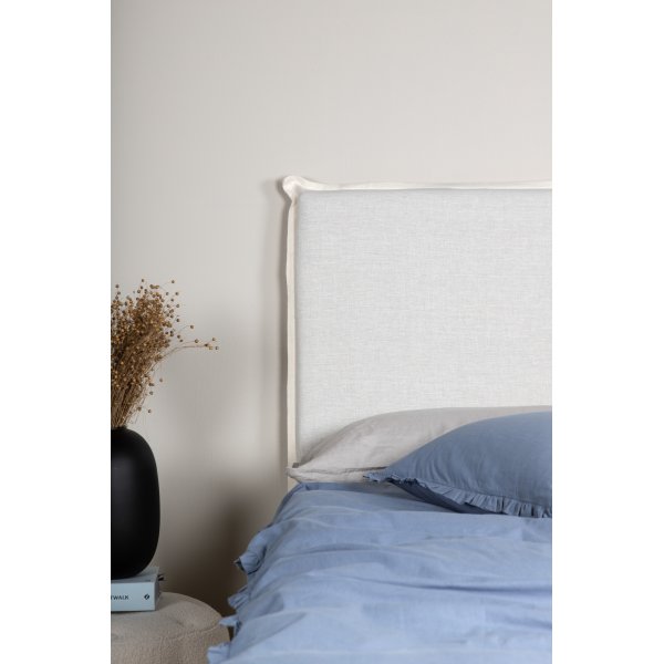 Signe sänggavelöverdrag 140 cm - Offwhite Signe sänggavelöverdrag 140 cm - Offwhite