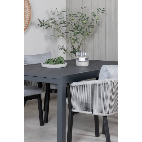 Marbella utematgrupp med 4 st Virya stolar - Svart/Grå Marbella utematgrupp med 4 st Virya stolar - Svart/Grå