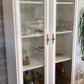 Kundbild Tromsö vitt vitrinskåp med glasdörrar: Jätte vackert skåp och rymligt! Vi...