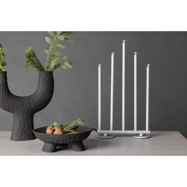 Björnfjället ljusstake 22 x 42 cm - Svart/Silver Björnfjället ljusstake 22 x 42 cm - Svart/Silver