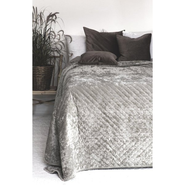 Cia sprei tweepersoons 260 x 260 cm - Beige fluweel Cia sprei tweepersoons 260 x 260 cm - Beige fluweel