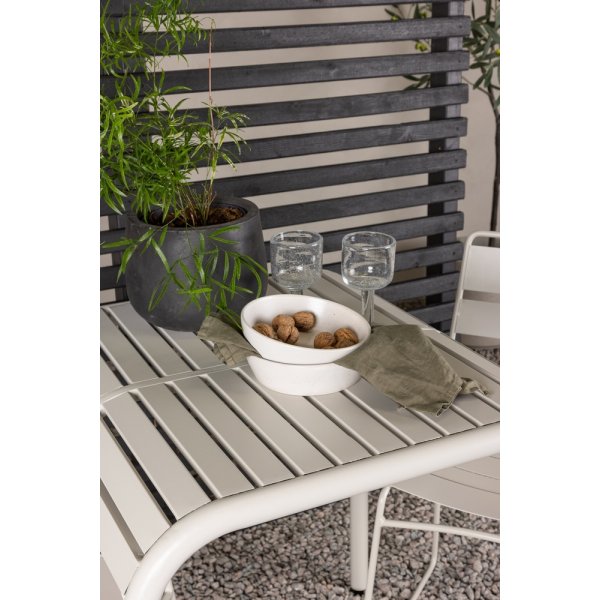 Borneo utematgrupp med 2 st Lina stolar - Beige