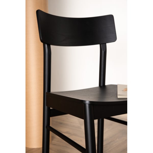 Montros matstol - Svart Montros matstol - Svart