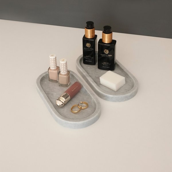 Badrumsbrickor i grå marmor från Verona - 2 delar - 25 x 12 x 2 cm Badrumsbrickor i grå marmor från Verona - 2 delar - 25 x 12 x 2 cm