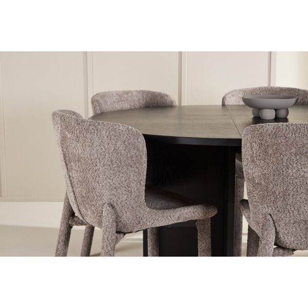 Matbord Strada med 6 st Astoria stolar - Brun/svart + 6.00 x Stolsdyna Matbord Strada med 6 st Astoria stolar - Brun/svart + 6.00 x Stolsdyna