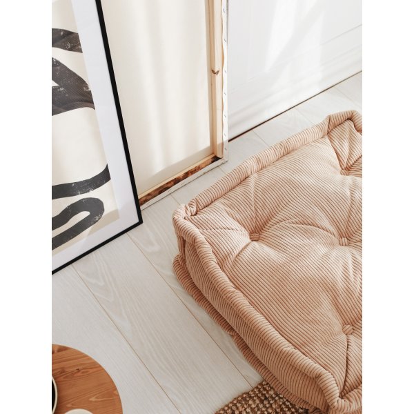 Biskuvi sittpuff - Camel Biskuvi sittpuff - Camel