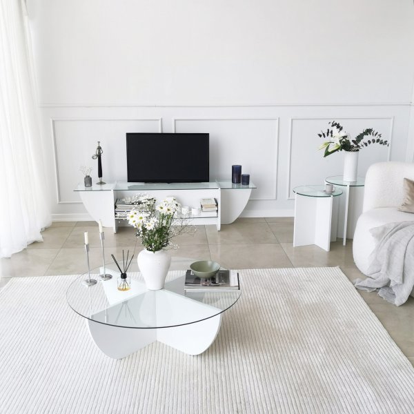 Lily TV-bänk - Vit Lily TV-bänk - Vit