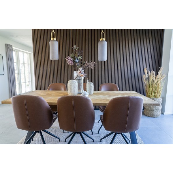 Table à manger Bordeaux 200 x 95 cm - Chêne motif chevrons Table à manger Bordeaux 200 x 95 cm - Chêne motif chevrons