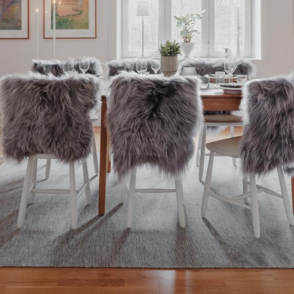 Molly fårskinn Stålgrå - 60 x 90 cm Molly fårskinn Stålgrå - 60 x 90 cm