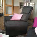 Liten och nätt reclinerfåtölj. Lätt att montera. Jättenöjd med köpet. McAllen recliner-fåtölj - Grå