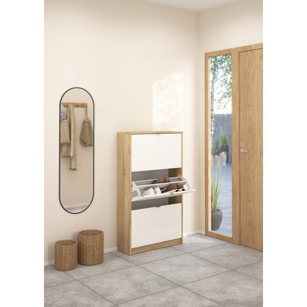 Lisa skoskåp med 3 st luckor - Vit / trä Lisa skoskåp med 3 st luckor - Vit / trä